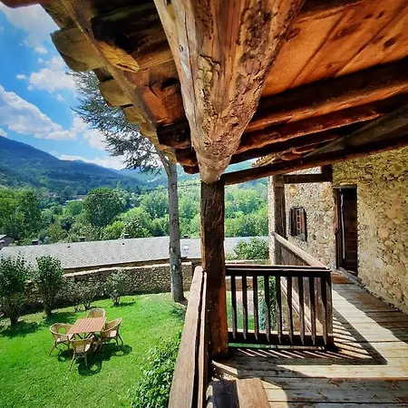 Casa vacanze L' Antiga Cadarnera Bor