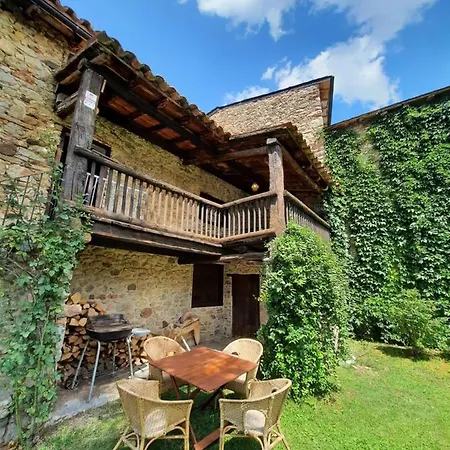 L' Antiga Cadarnera Casa vacanze Bor