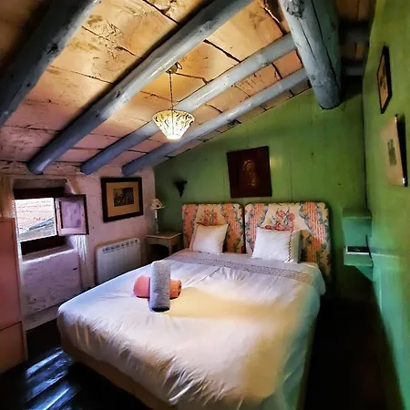 Casa vacanze L' Antiga Cadarnera *